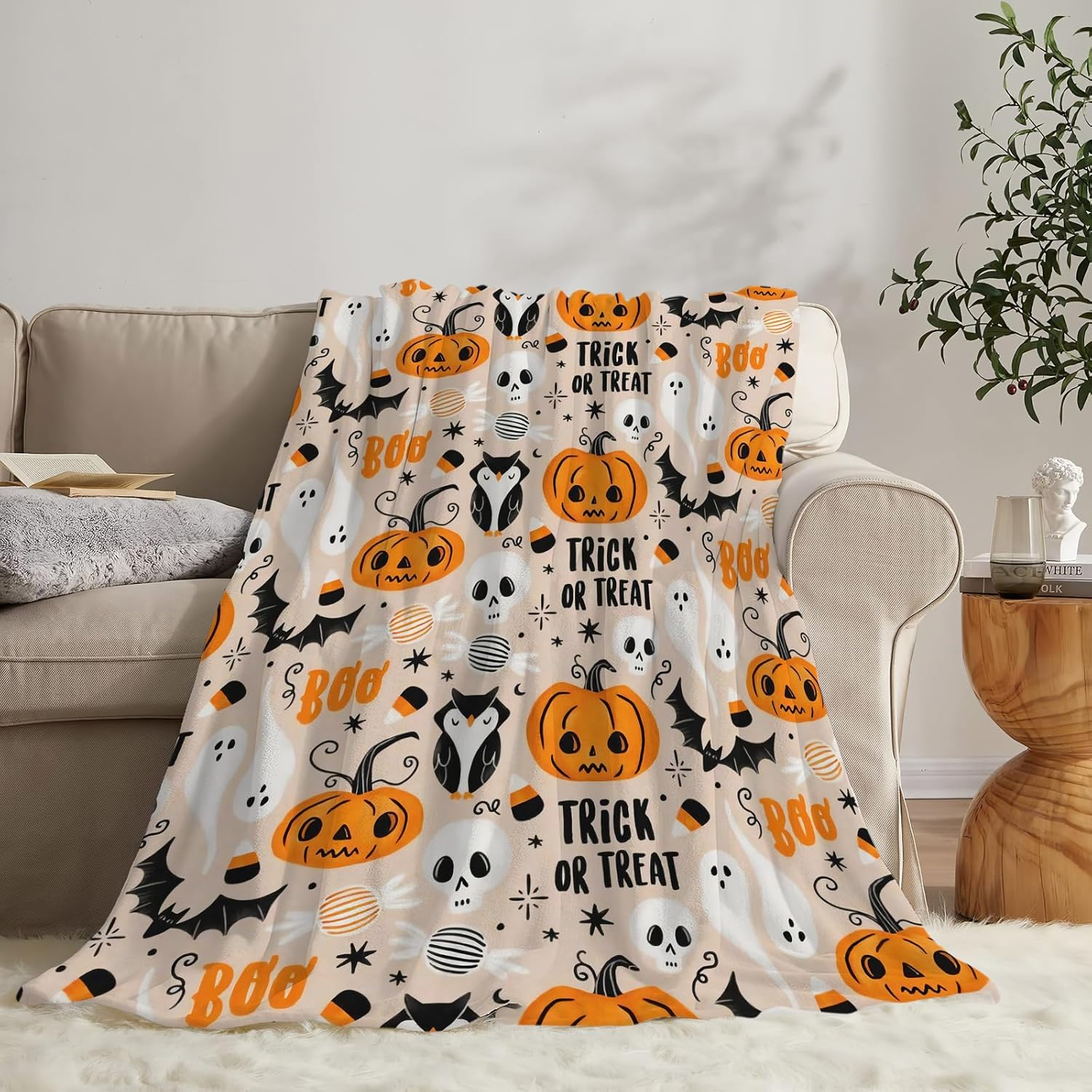 Halloween Blanket, Soft Warm Cozy Pumpkin Ghost Bats Black Owl Throw, Fuzzy Plush Candy Skull Fleece Flannel for Halloween Thanksgiving Couch Sofa Blanket 3